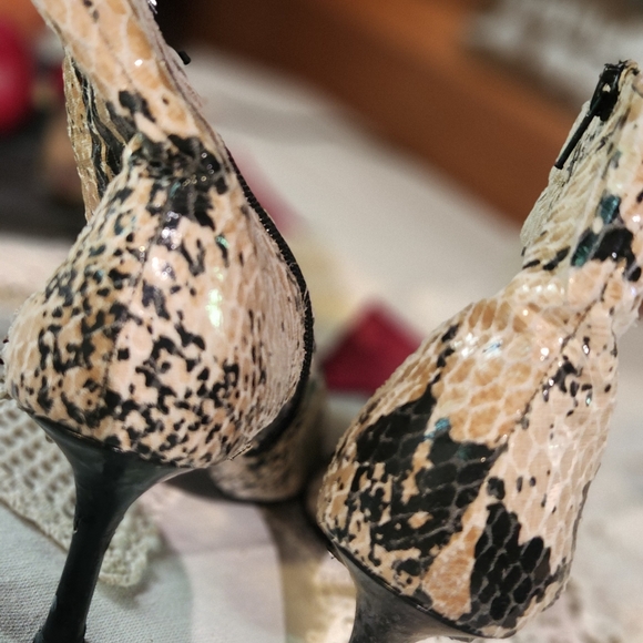 Snake Skin Boots - Picture 4 of 9